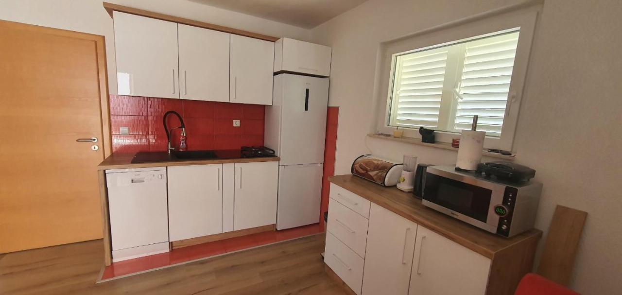 Apartman Lejla Оребич Екстер'єр фото